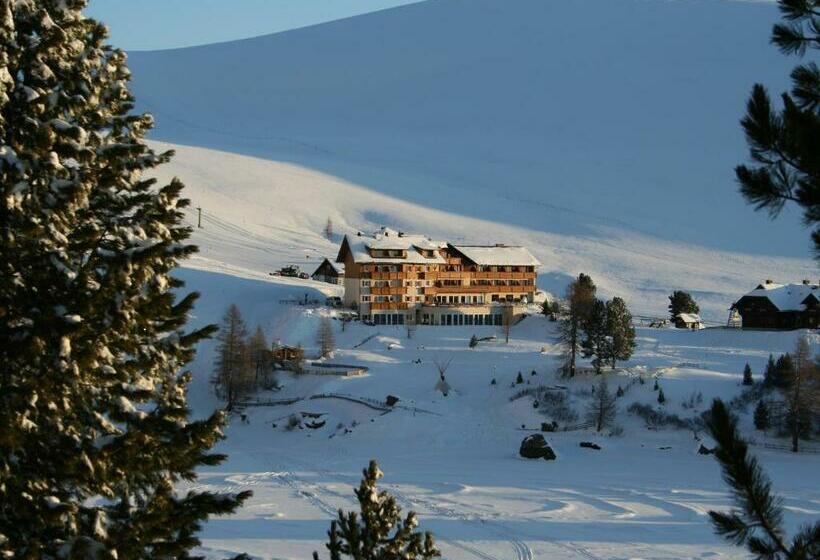 Номер Стандарт с Балконом, Heidi Hotel Falkertsee Kinder