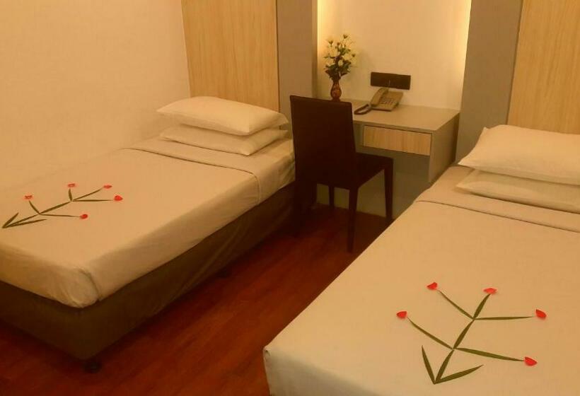 اتاق سوپریور, Royal Crown