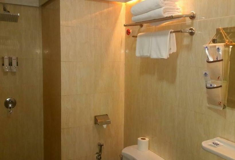 اتاق سوپریور, Royal Crown