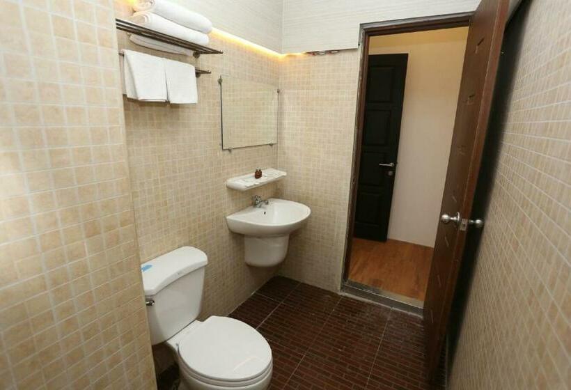 اتاق سوپریور, Royal Crown