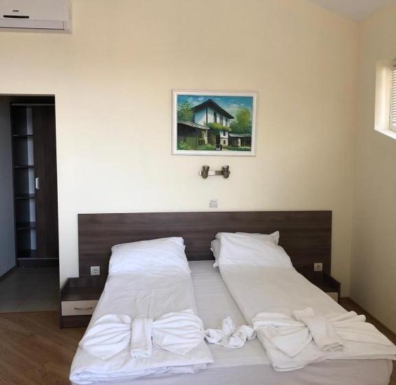 Appartamento 1 Camera da Letto Vista Mare, Family Hotel Dreams