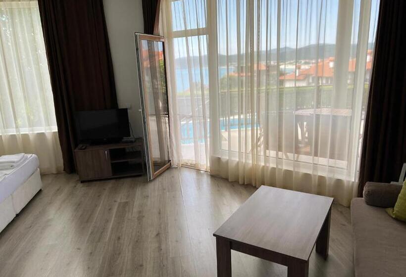 Studio Standard Vista Mare, Family Hotel Dreams