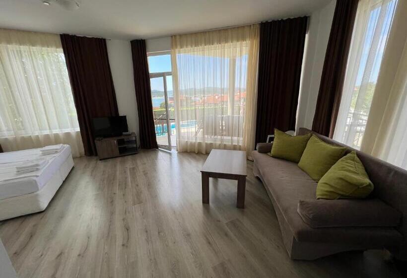 Studio Standard Vista Mare, Family Hotel Dreams