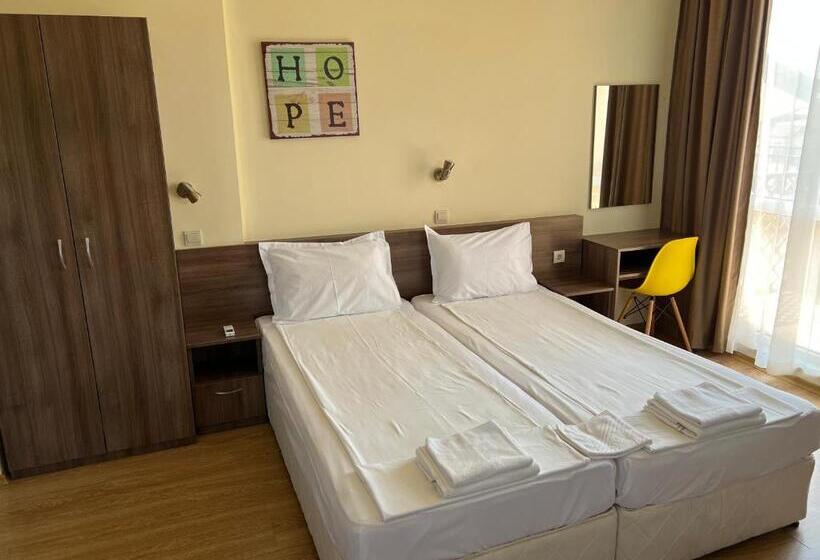 Monolocale Deluxe, Family Hotel Dreams