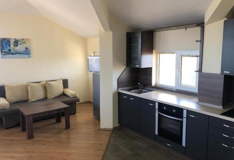 Monolocale Deluxe, Family Hotel Dreams