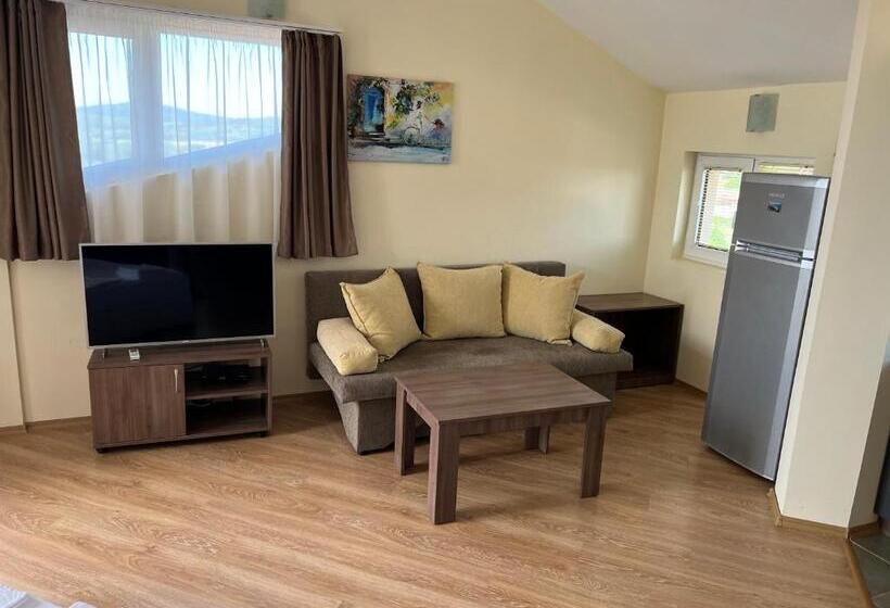 Monolocale Deluxe, Family Hotel Dreams