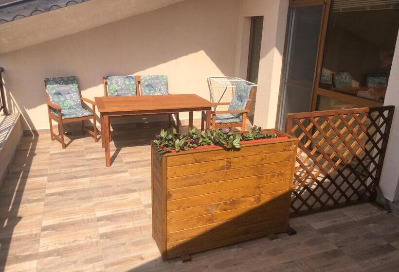 Monolocale Deluxe, Family Hotel Dreams