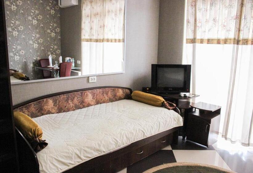 اتاق اکونومی, берізка