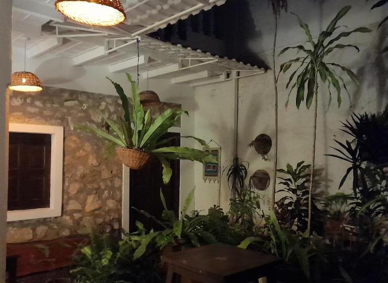 Quarto Triplo Estandar, Shoba Traveller S Tree