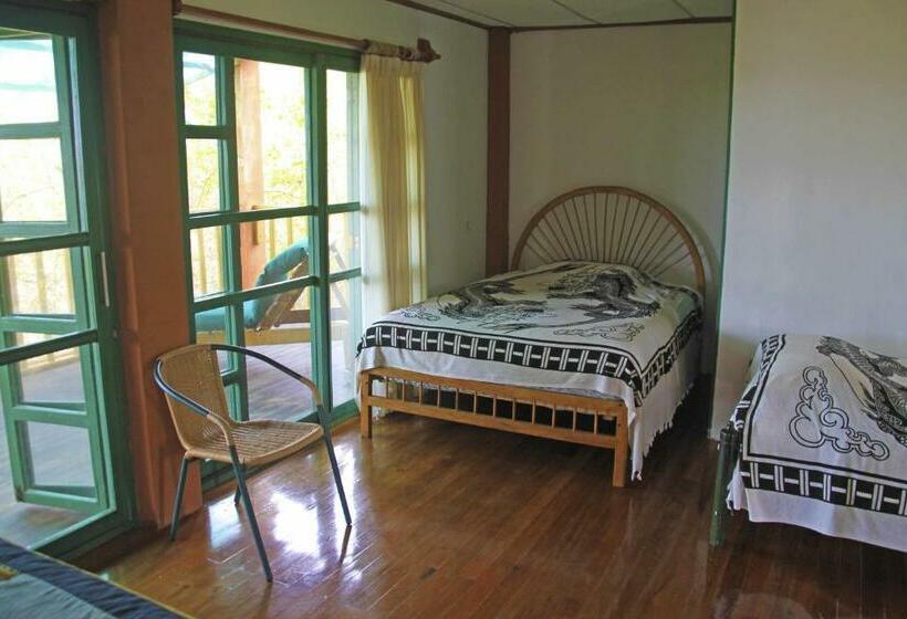 جناح, Galapagos Chalet