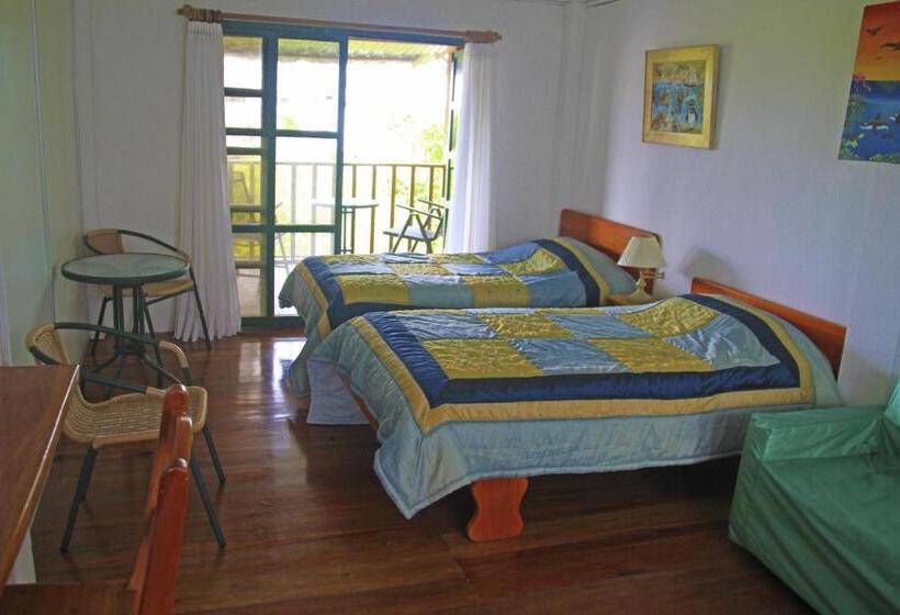 جناح, Galapagos Chalet