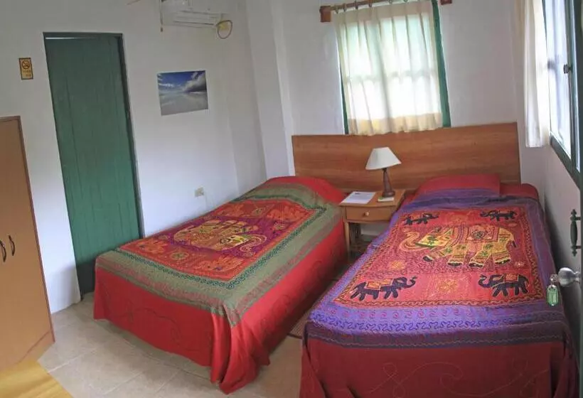 اتاق استاندارد, Galapagos Chalet