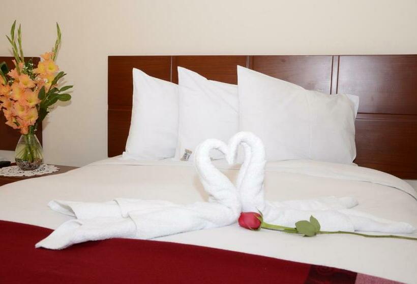 Номер Стандарт, Casa Real Hoteles