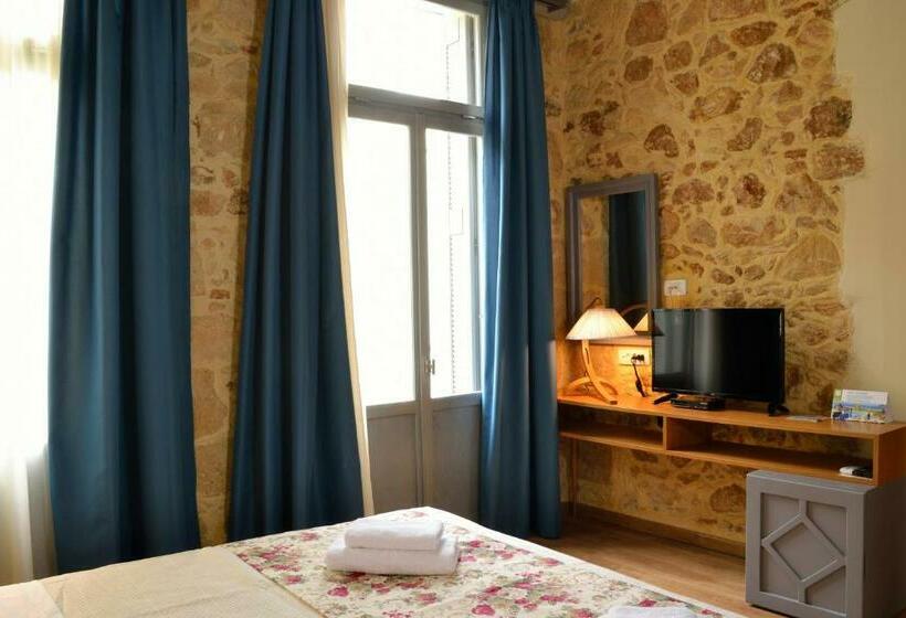 古典房间, Elia Kentron