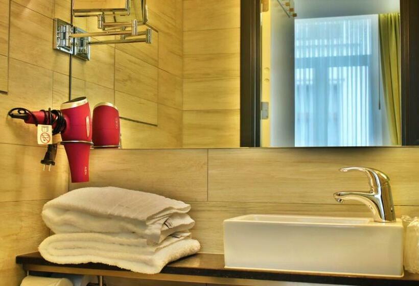 اتاق استاندارد, Agora Brussels Grand Place