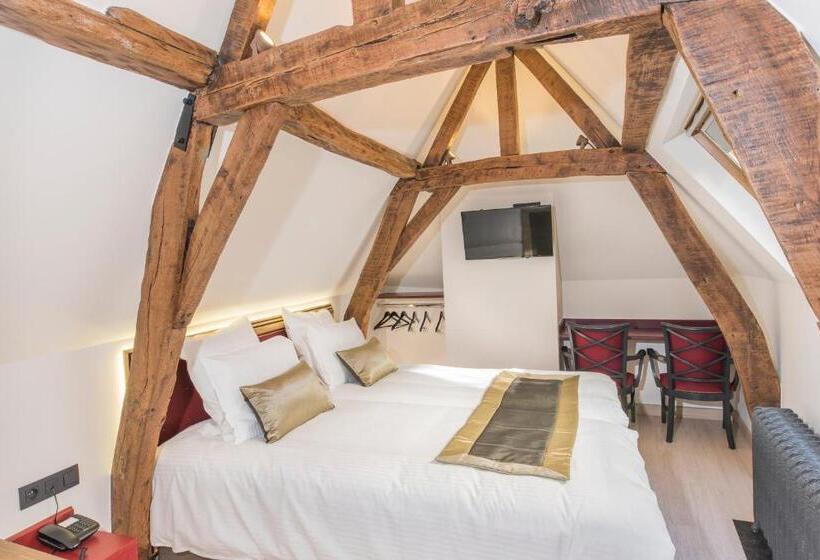 اتاق رمانتیک, Agora Brussels Grand Place