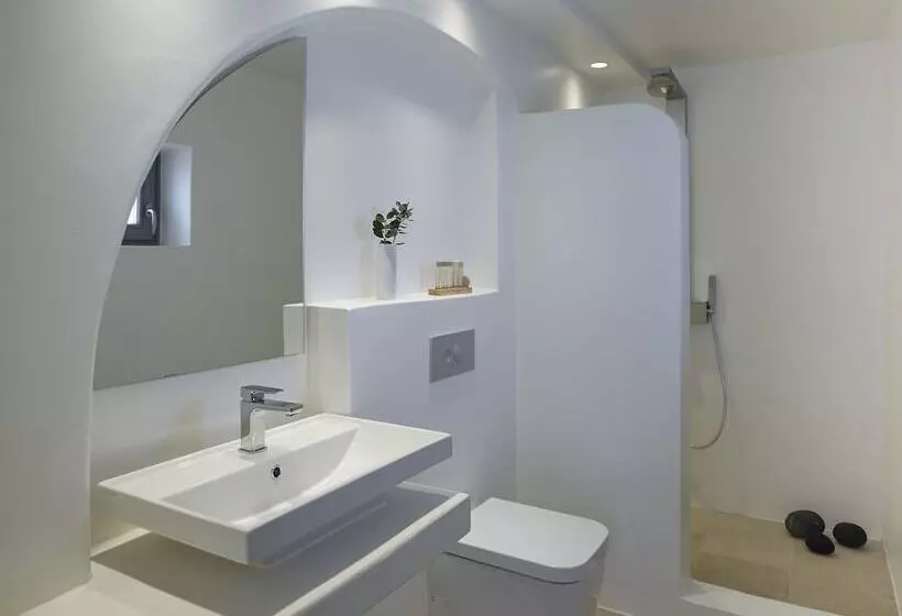 سوئیت اجرایی با چشمانداز دریا, Aurora Luxury Suites