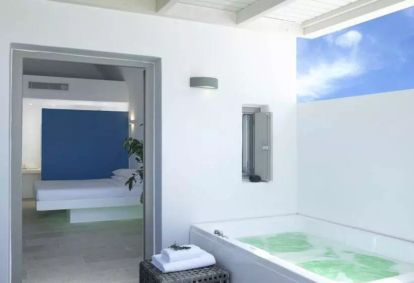 سوییت اجرایی, Aurora Luxury Suites