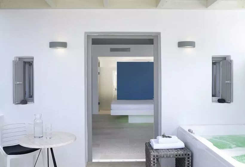 سوییت اجرایی, Aurora Luxury Suites
