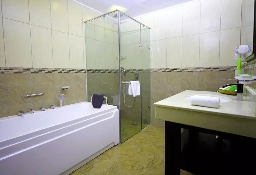 سوئیت پرزیدنت, Best Western Premier Garden Hotel Entebbe