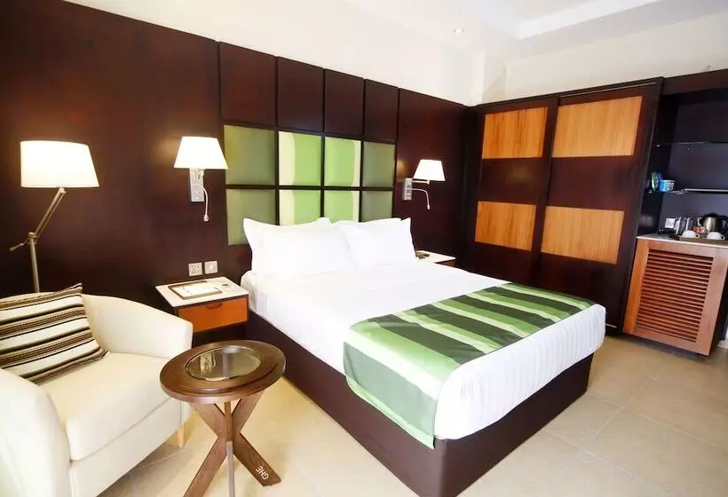 اتاق اجرایی, Best Western Premier Garden Hotel Entebbe