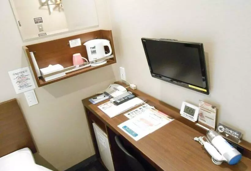 ダブルベッドのベーシックルーム, Crown Hills Sendai Aobadori
