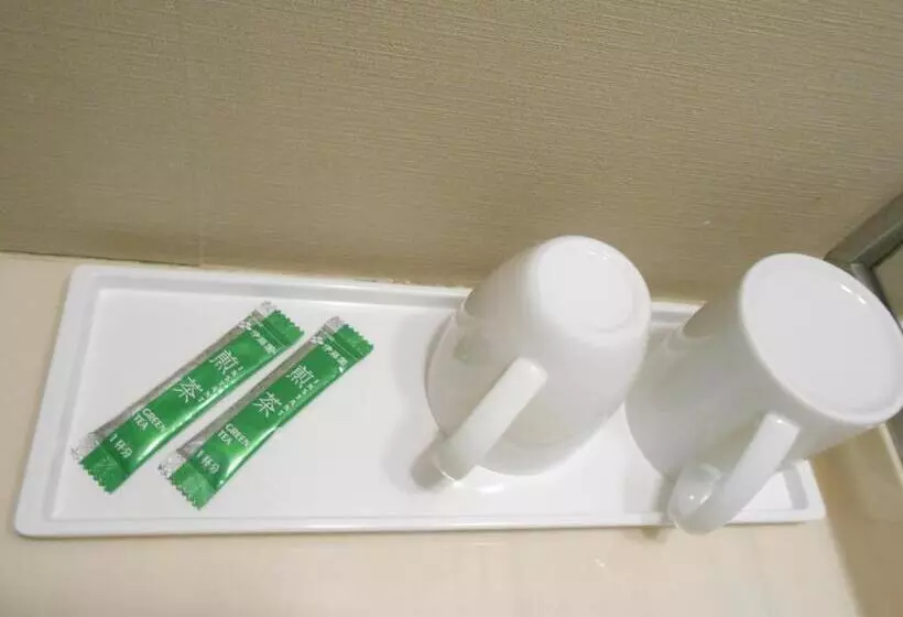 ダブルベッドのベーシックルーム, Crown Hills Sendai Aobadori