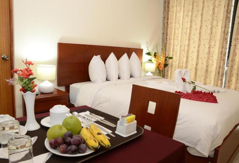 스탠다드 자쿠지 룸, Casa Real Hoteles