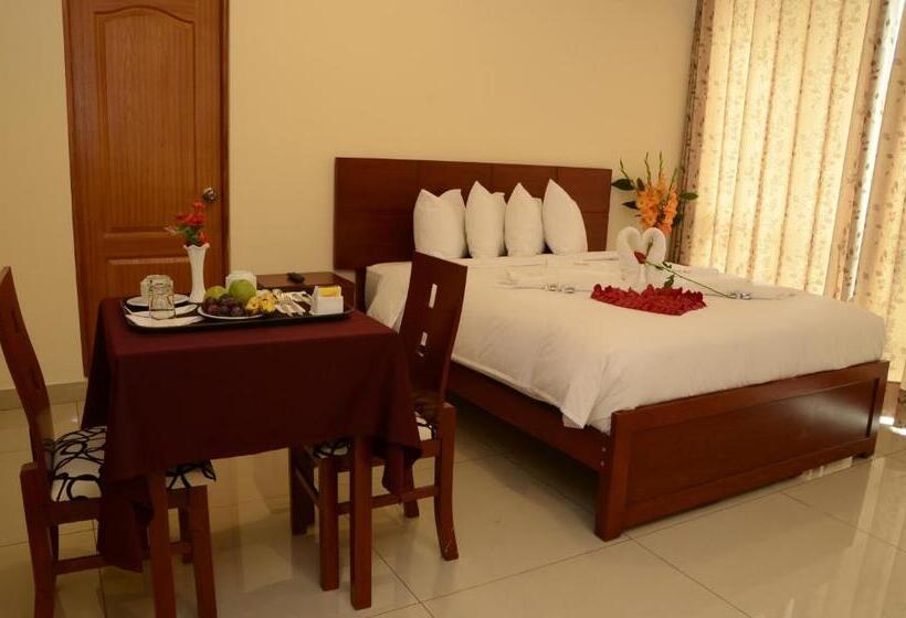 Номер Стандарт с Гидромассажем, Casa Real Hoteles