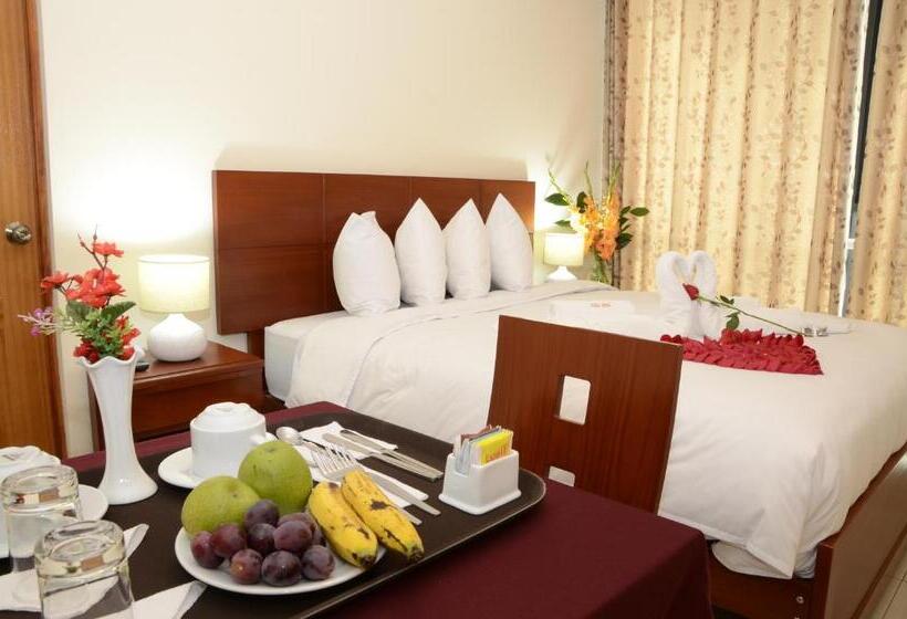 Номер Стандарт с Гидромассажем, Casa Real Hoteles