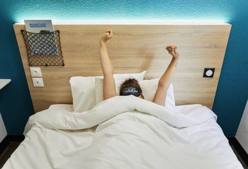 ダブルベッドスタンダードルーム, F1 Angouleme