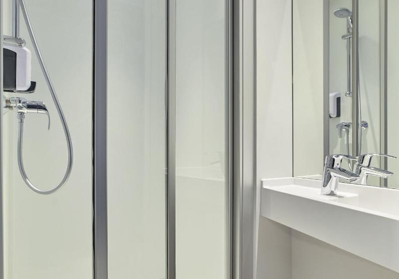 スタンダードルーム, F1 Angouleme