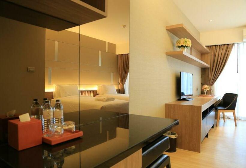 Номер Deluxe Вид на Парк, Hyde Park Chiangmai
