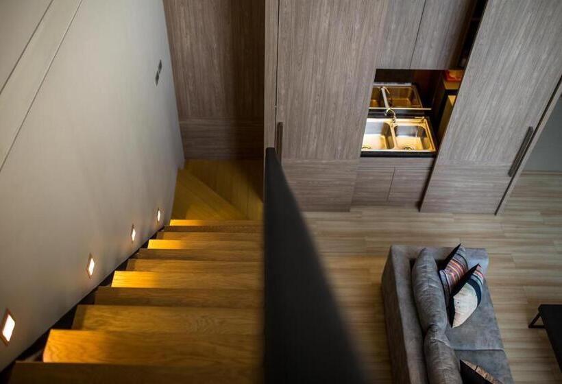 Апартаменты Дюплекс 2 Спальни, Hyde Park Chiangmai