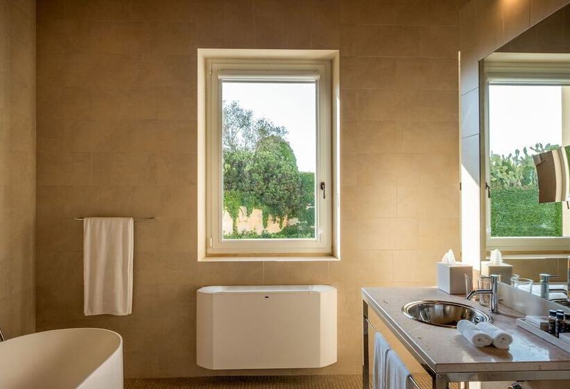 Suite with Terrace, La Fiermontina Luxury Home