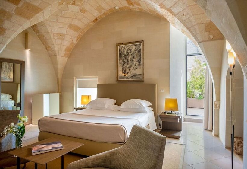 Suite with Terrace, La Fiermontina Luxury Home