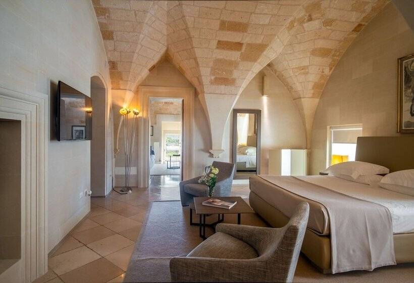 Suite with Terrace, La Fiermontina Luxury Home