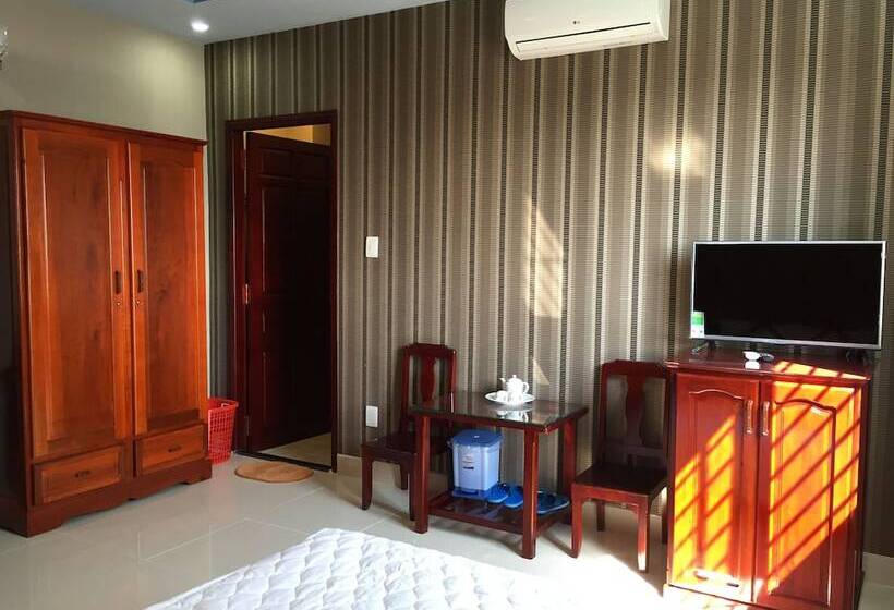 اتاق استاندارد چهار تخته, Minh Kieu