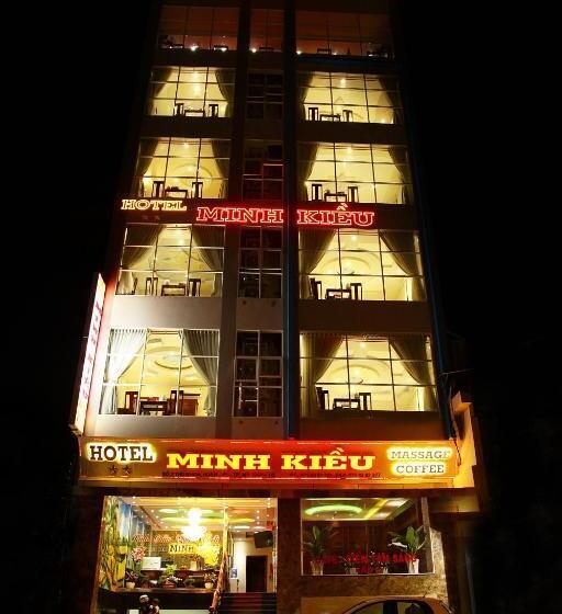 اتاق استاندارد, Minh Kieu