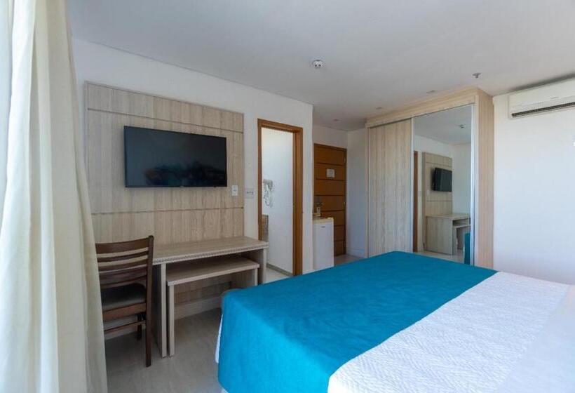 جناح جونيور إداري, Paradiso Corporate