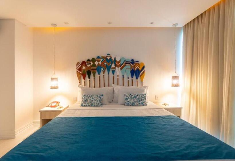 جناح جونيور إداري, Paradiso Corporate