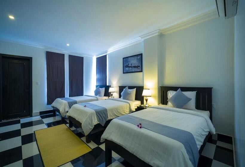 プールビューのデラックストリプルルーム, Rithy Rine Angkor Residence