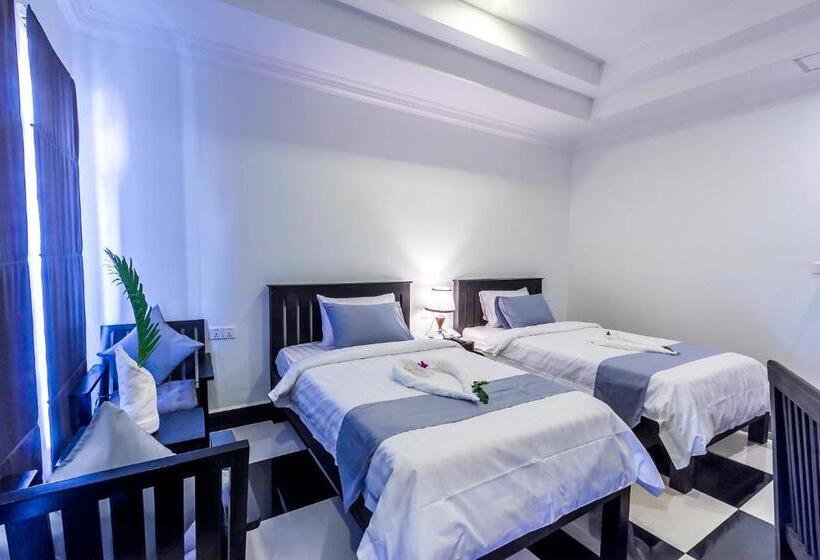 اتاق لوکس با چشم‌انداز استخر, Rithy Rine Angkor Residence