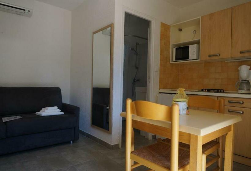 스탠다드 스튜디오, Résidence Les Castors