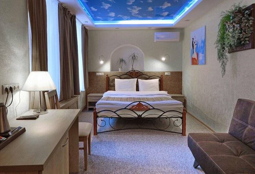 三人经典房间, Skyview City