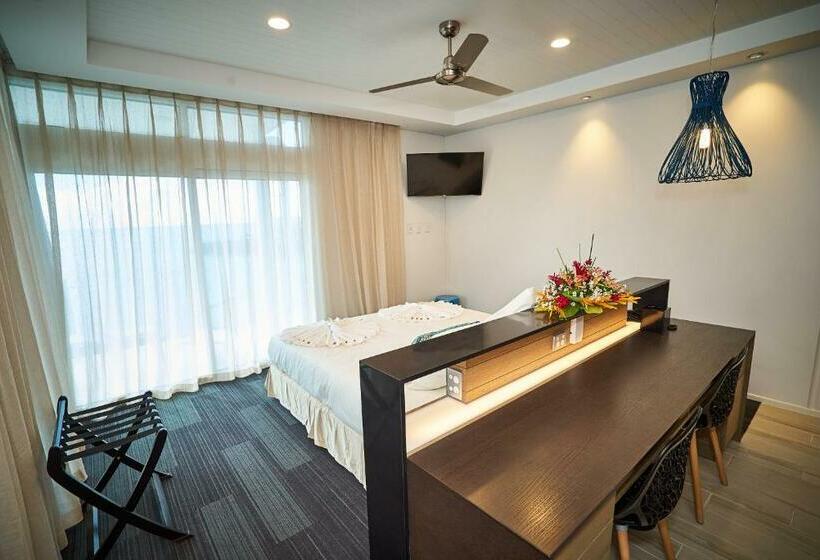 オーシャンビューデラックスルーム, Taumeasina Island Resort