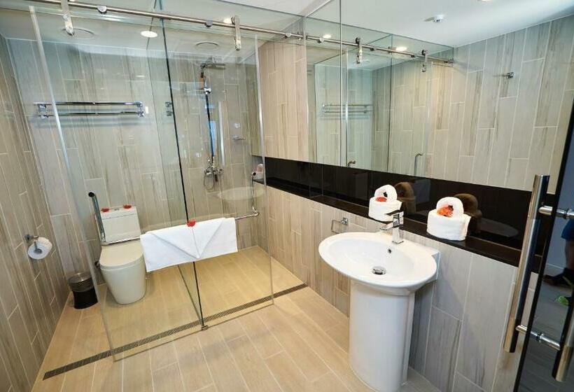 اتاق لوکس با چشم‌انداز دریا, Taumeasina Island Resort