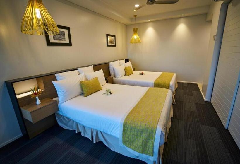 デラックスルーム, Taumeasina Island Resort