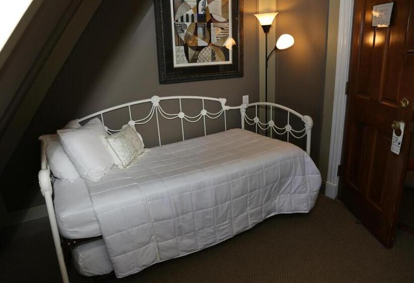 جناح, The Ocean Plaza