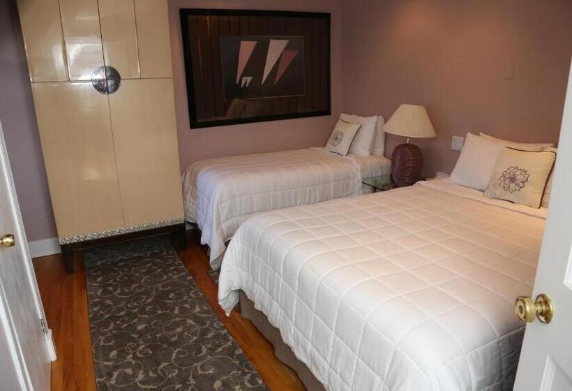 جناح, The Ocean Plaza